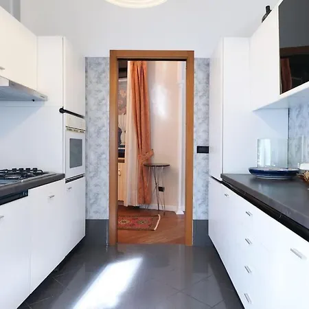 Apartamento Large And Elegant In Missori Duomo