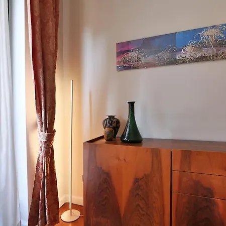 Apartamento Large And Elegant In Missori Duomo Milán