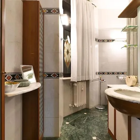 Apartamento Large And Elegant In Missori Duomo Milán