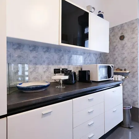 Apartman Large And Elegant In Missori Duomo *