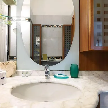 Appartement Large And Elegant In Missori Duomo