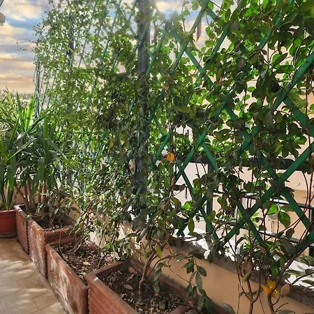 Appartement Large And Elegant In Missori Duomo Milaan